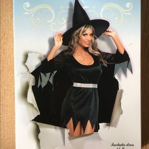 New Women’s 2pc Wicked Witch Halloween costume size S/M